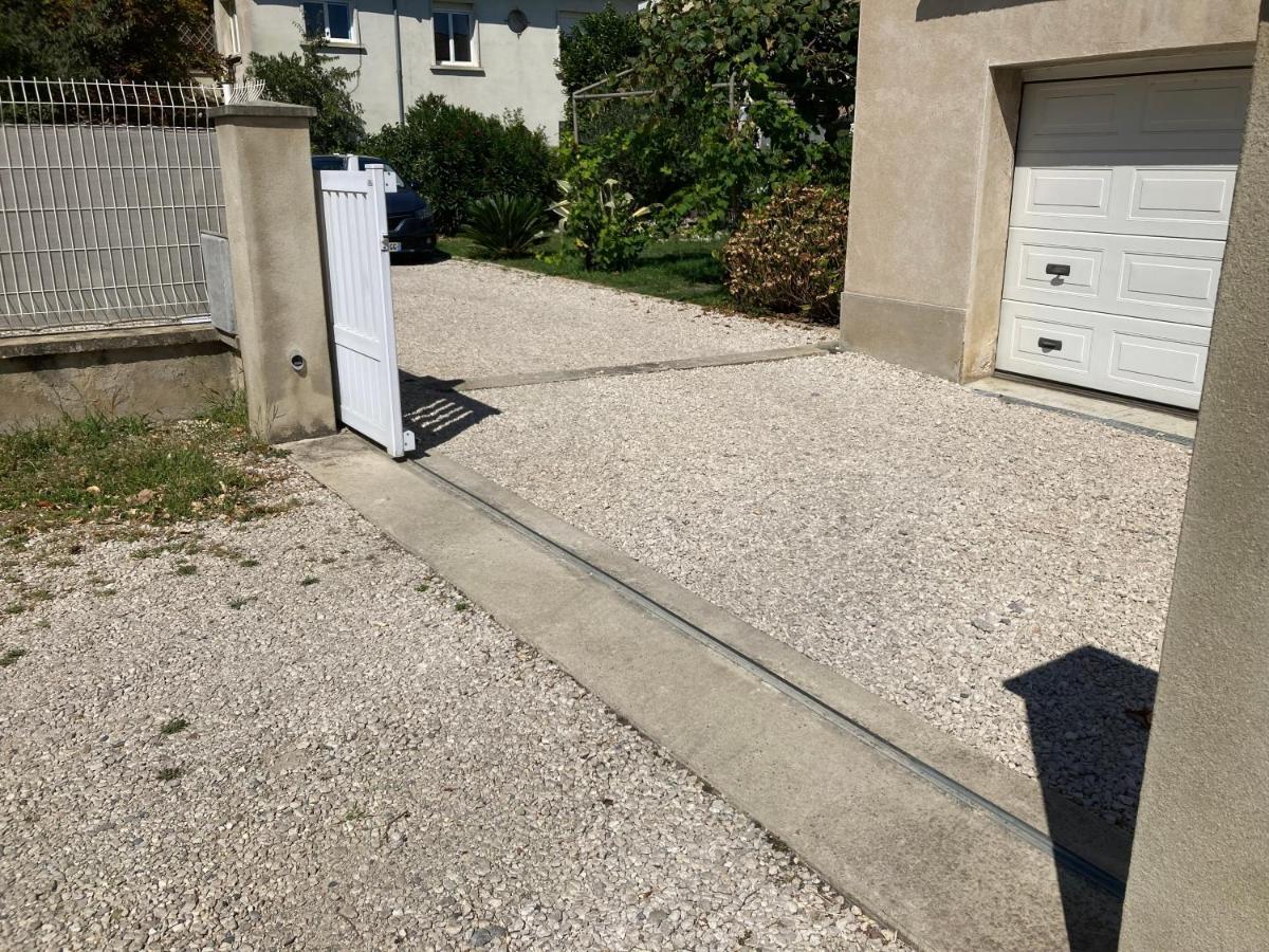 Hotel Chez Val Et Phil La Voulte-sur-Rhone Esterno foto